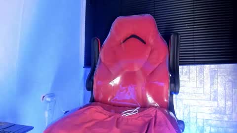 candresruiz online show from 10, 10, 2025