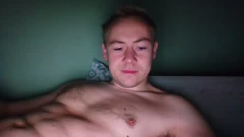 Snapshot of candy_boy_xoxo chatting on 14, 6, 2026 candy_boy_xoxo online show from 14, 6, 2026