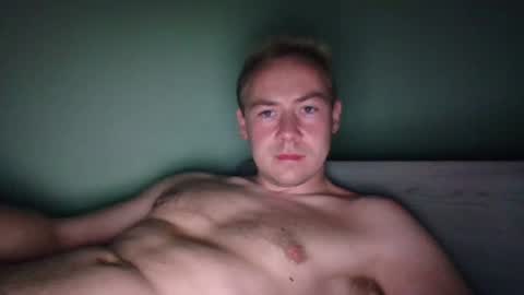Snapshot of candy_boy_xoxo chatting on 19, 6, 2026 candy_boy_xoxo online show from 19, 6, 2026