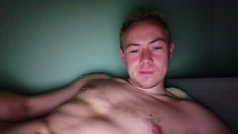 Snapshot of candy_boy_xoxo chatting on 21, 6, 2026 candy_boy_xoxo online show from 21, 6, 2026