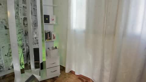 Nickol online show from 7, 12, 2024