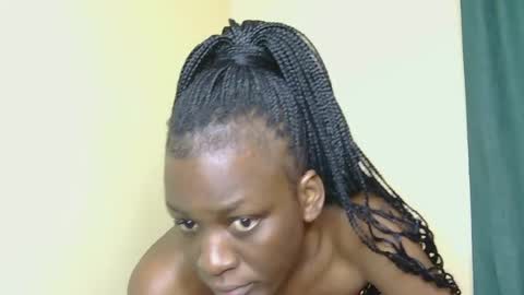Snapshot of candy_novah chatting on 4, 7, 2026 NOVAH online show from 4, 7, 2026