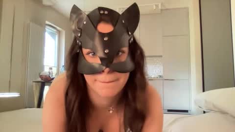 Snapshot of candy_puss chatting on 15, 5, 2026 candy online show from 15, 5, 2026