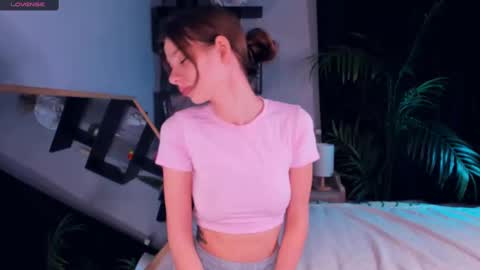 Sandy online show from 1, 3, 2025