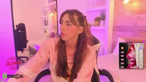 Snapshot of candy_summer28_ chatting on 18, 7, 2026 CANDY online show from 18, 7, 2026