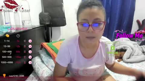Snapshot of candy_val chatting on 24, 2, 2025 candy_val online show from 24, 2, 2025