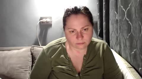 Snapshot of candycream74 chatting on 28, 4, 2026 Laura online show from 28, 4, 2026