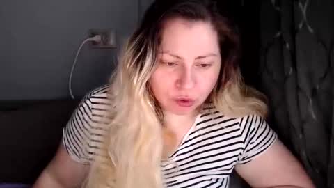 Snapshot of candycream74 chatting on 7, 5, 2026 Laura online show from 7, 5, 2026