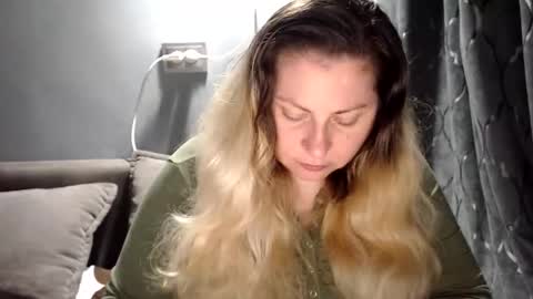 Snapshot of candycream74 chatting on 22, 5, 2026 Laura online show from 22, 5, 2026