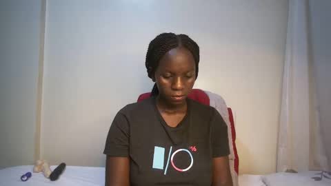 Snapshot of candycurly_ chatting on 22, 2, 2025 candycurly_ online show from 22, 2, 2025