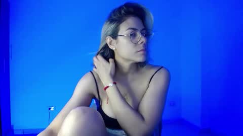 Candy Dowson online show from 7, 10, 2025