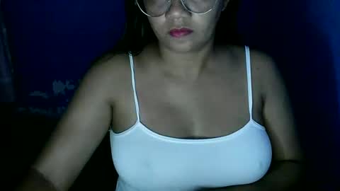 Snapshot of candyflowerlub chatting on 6, 1, 2025 candyflowerlub online show from 6, 1, 2025