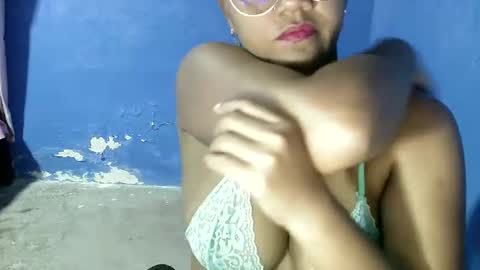 Snapshot of candyflowerlub chatting on 9, 1, 2025 candyflowerlub online show from 9, 1, 2025