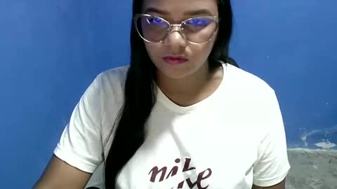 Snapshot of candyflowerlub chatting on 23, 2, 2025 candyflowerlub online show from 23, 2, 2025