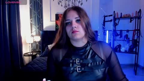 Sofia online show from 10, 9, 2025