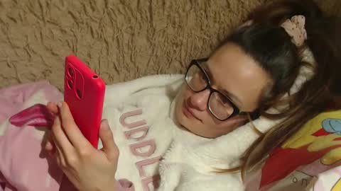 Snapshot of candylady136 chatting on 24, 1, 2025 say meow and send tip  online show from 24, 1, 2025