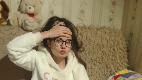 Snapshot of candylady136 chatting on 5, 2, 2025 say meow and send tip  online show from 5, 2, 2025