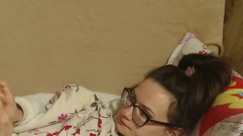 Snapshot of candylady136 chatting on 4, 3, 2025 say meow and send tip  online show from 4, 3, 2025