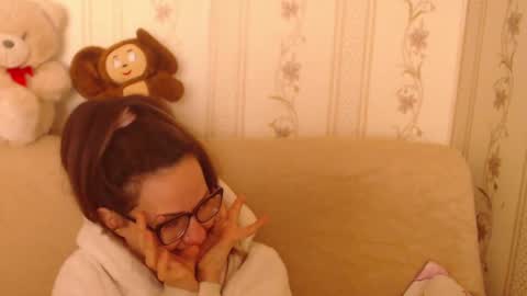 Snapshot of candylady136 chatting on 5, 3, 2025 say meow and send tip  online show from 5, 3, 2025