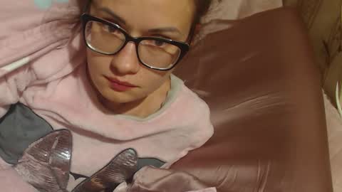 Snapshot of candylady136 chatting on 16, 10, 2025 say meow and send tip  online show from 16, 10, 2025