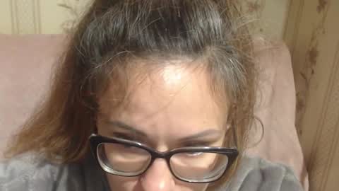 say meow and send tip  online show from 17, 11, 2025