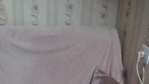 say meow and send tip  online show from 3, 2, 2026