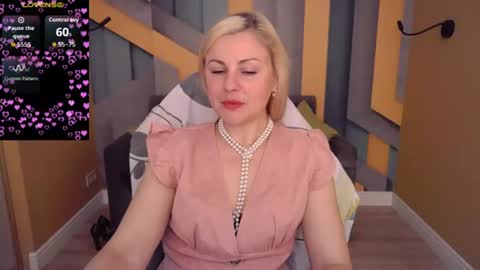 Snapshot of candylons chatting on 7, 7, 2026 CandyLons online show from 7, 7, 2026
