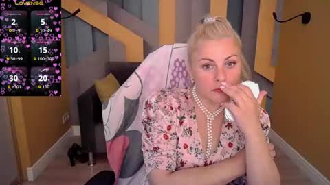 Snapshot of candylons chatting on 16, 7, 2026 CandyLons online show from 16, 7, 2026