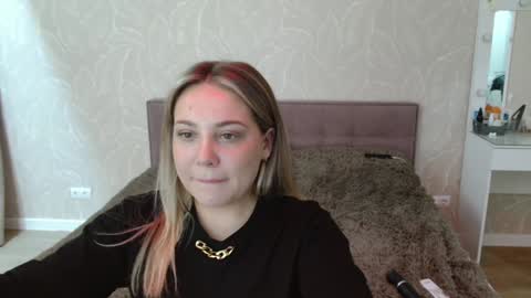 candymini online show from 6, 3, 2025