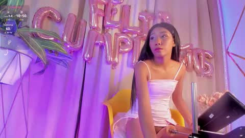 Snapshot of candyrouse2 chatting on 14, 9, 2025 Candy online show from 14, 9, 2025