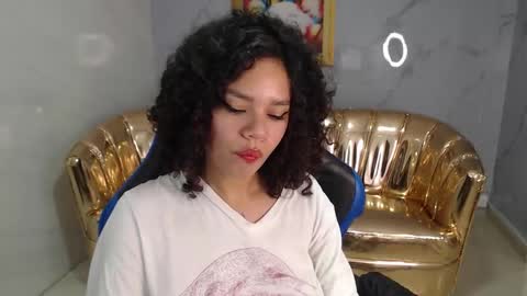 Snapshot of canela_s1 chatting on 13, 10, 2025 canela_s1 online show from 13, 10, 2025