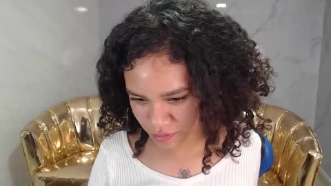 Snapshot of canela_s1 chatting on 22, 10, 2025 canela_s1 online show from 22, 10, 2025