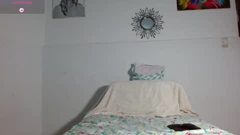 Snapshot of caneladeluxe chatting on 13, 3, 2026 Violeta online show from 13, 3, 2026