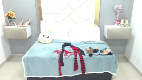 Snapshot of canella_hotx chatting on 6, 2, 2025 Canela online show from 6, 2, 2025