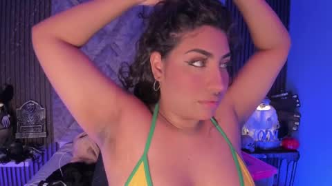 Snapshot of canndy_gaby chatting on 9, 10, 2025 GABRIELA LOPEZ online show from 9, 10, 2025