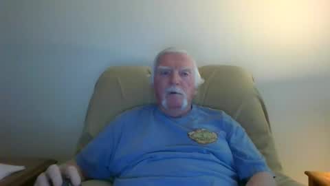 Snapshot of capecod21 chatting on 19, 1, 2025 capecod21 online show from 19, 1, 2025