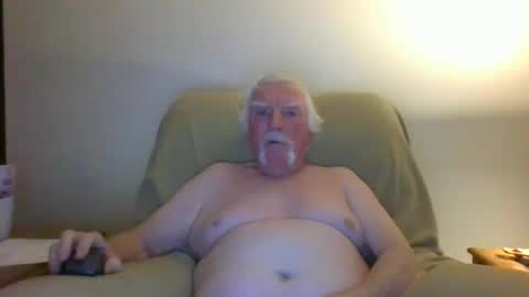 Snapshot of capecod21 chatting on 21, 1, 2025 capecod21 online show from 21, 1, 2025