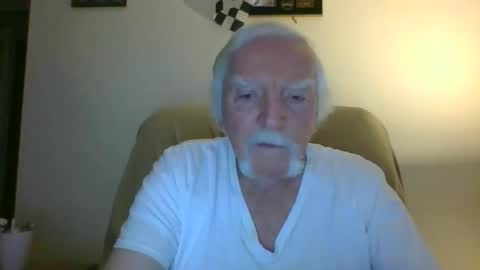 Snapshot of capecod21 chatting on 14, 2, 2025 capecod21 online show from 14, 2, 2025