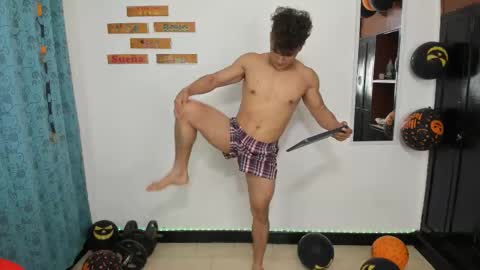 Snapshot of capitan_jones007 chatting on 14, 10, 2025 jones online show from 14, 10, 2025