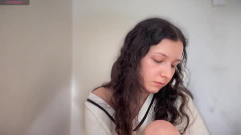 Emma online show from 6, 3, 2025