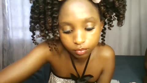 Snapshot of carababey chatting on 9, 3, 2026 carababey online show from 9, 3, 2026