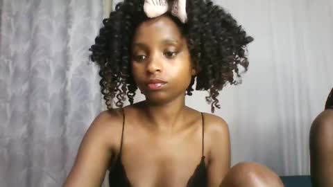 Snapshot of carababey chatting on 14, 4, 2026 carababey online show from 14, 4, 2026