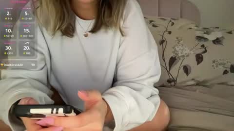 Snapshot of carabou11 chatting on 9, 6, 2026 Cara Bou online show from 9, 6, 2026