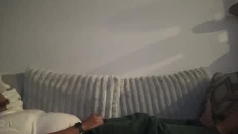 Snapshot of caramelizedzeus chatting on 12, 11, 2025 caramelizedzeus online show from 12, 11, 2025