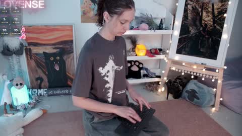 Snapshot of careful_i_bite chatting on 1, 2, 2025 NONA follow online show from 1, 2, 2025