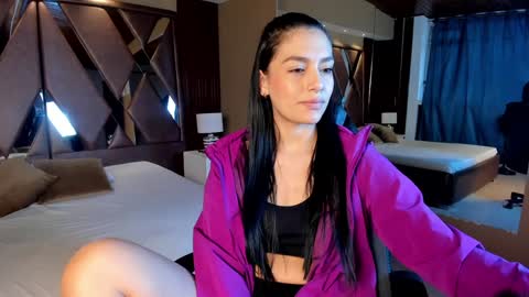 Snapshot of carina_rossi chatting on 23, 12, 2024 Carina online show from 23, 12, 2024