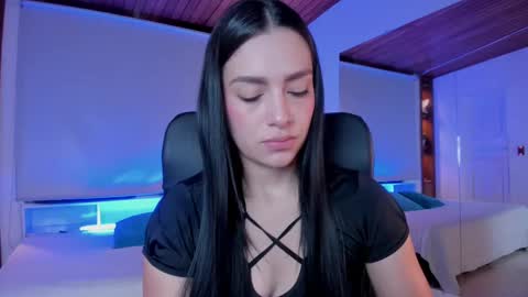 Snapshot of carina_rossi chatting on 12, 3, 2025 Carina online show from 12, 3, 2025