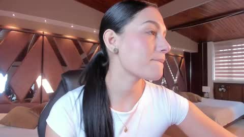 Carina online show from 4, 12, 2025