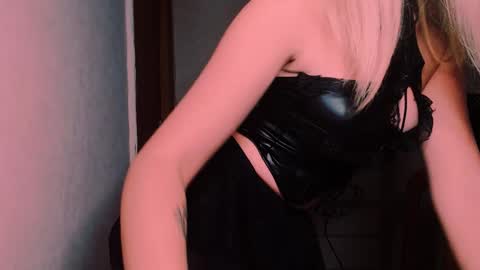 Carin online show from 9, 10, 2025