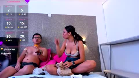 Snapshot of carla_and_robert chatting on 15, 12, 2024 carla and robert online show from 15, 12, 2024